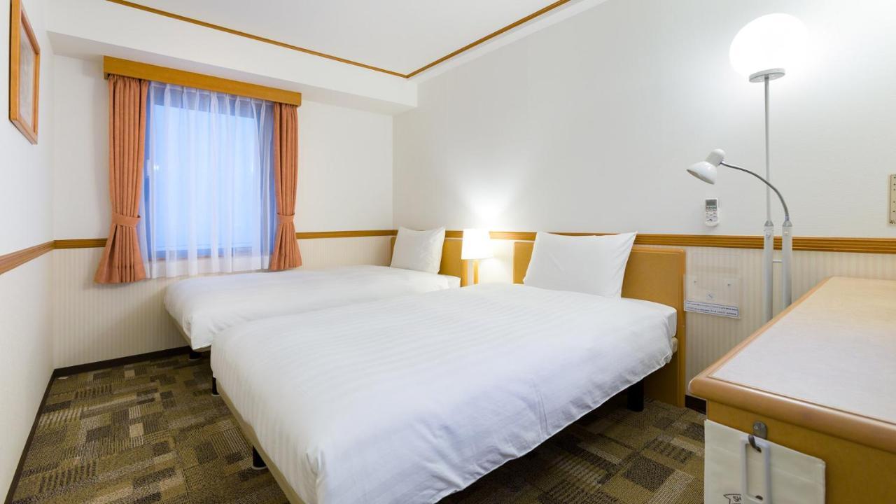 Toyoko Inn Kokura-Eki Minami-Guchi Kitakyushu Buitenkant foto