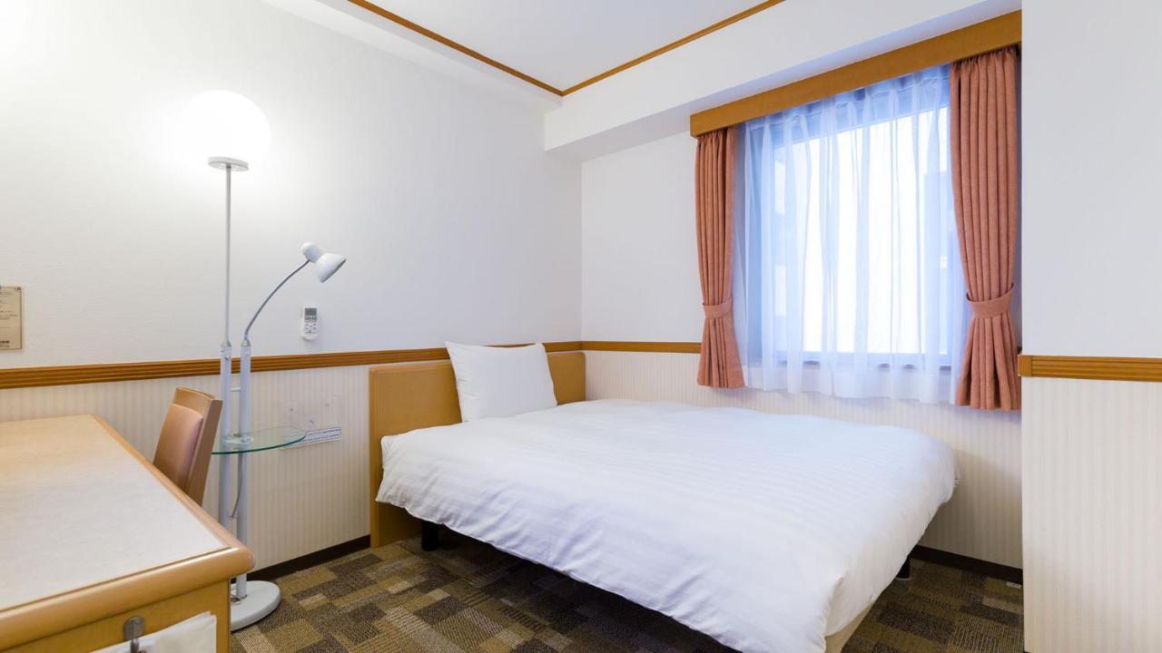 Toyoko Inn Kokura-Eki Minami-Guchi Kitakyushu Buitenkant foto