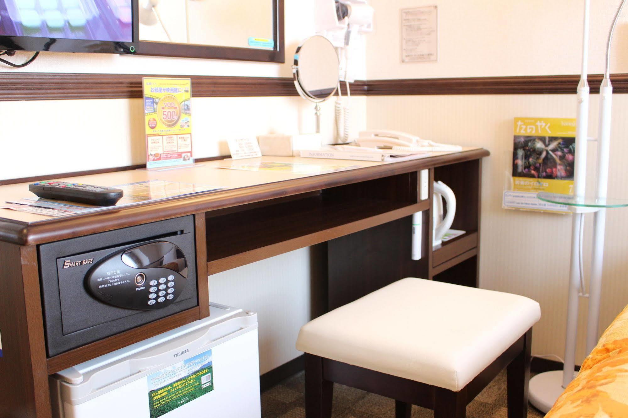 Toyoko Inn Kokura-Eki Minami-Guchi Kitakyushu Buitenkant foto